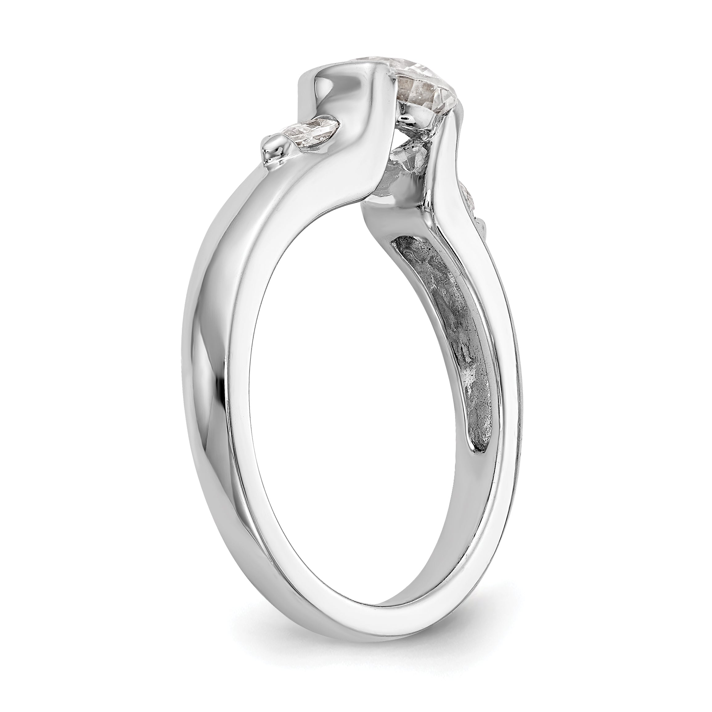 14K Weißgold Verlobungsring mit 3 zargengefassten Diamant-Simulanten