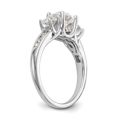 14K Weißgold Verlobungsring mit 3 simulierten Diamanten