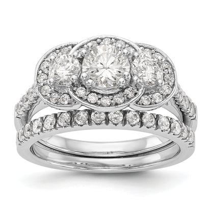 14K Weißgold Verlobungsring mit 3 simulierten Diamanten