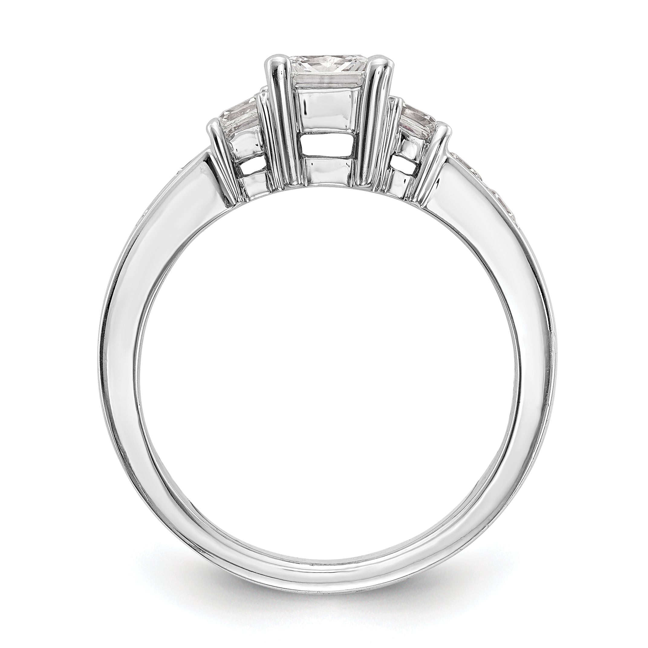 14K Weißgold Verlobungsring mit 3 simulierten Diamanten