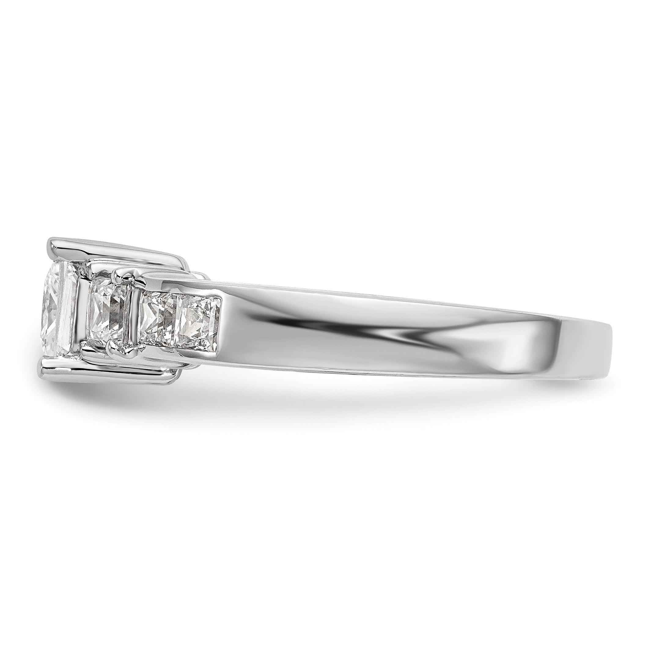 14K Weißgold Verlobungsring mit 3 simulierten Diamanten