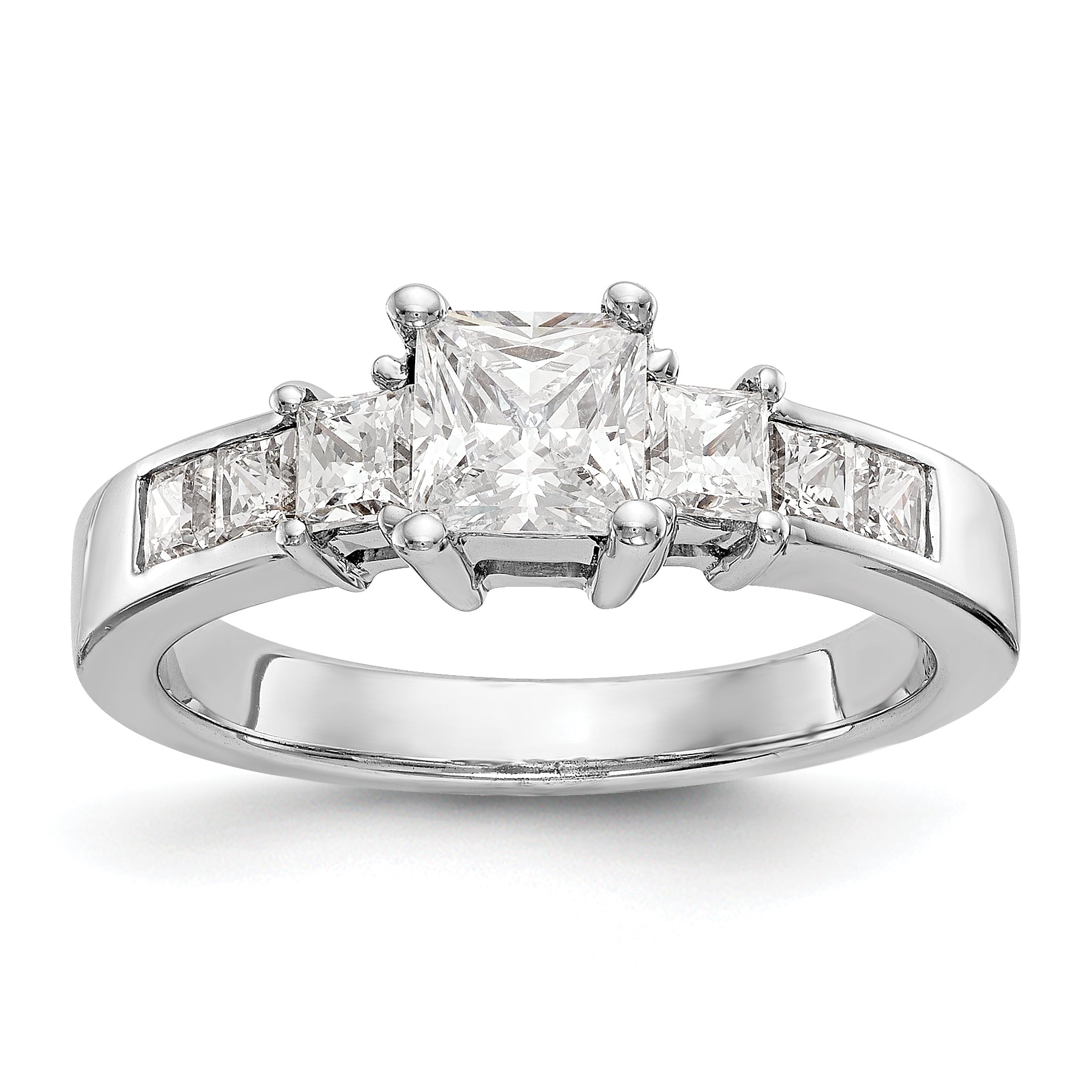 14K Weißgold Verlobungsring mit 3 simulierten Diamanten