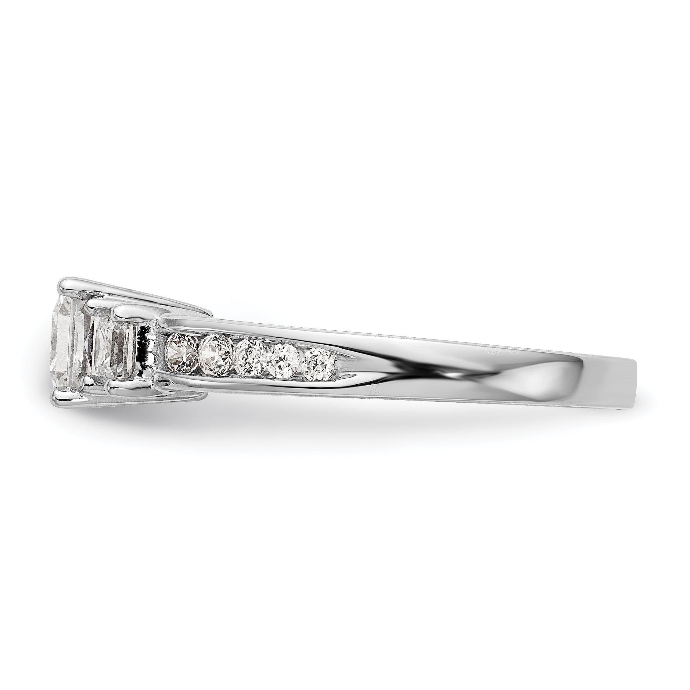 Verlobungsring aus 14K Weißgold mit 3 simulierten Diamanten