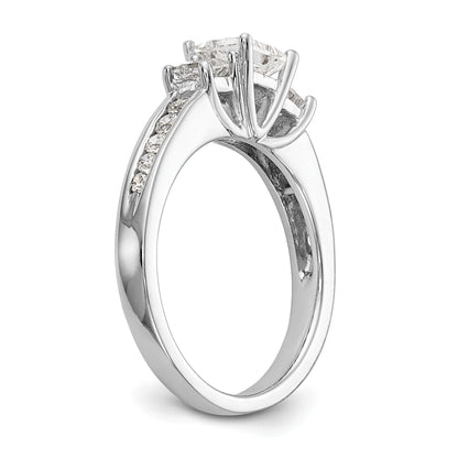 Verlobungsring aus 14K Weißgold mit 3 simulierten Diamanten