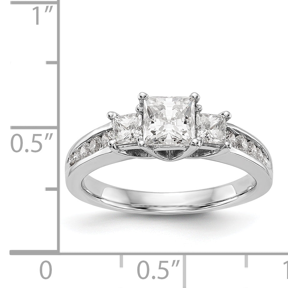 Verlobungsring aus 14K Weißgold mit 3 simulierten Diamanten