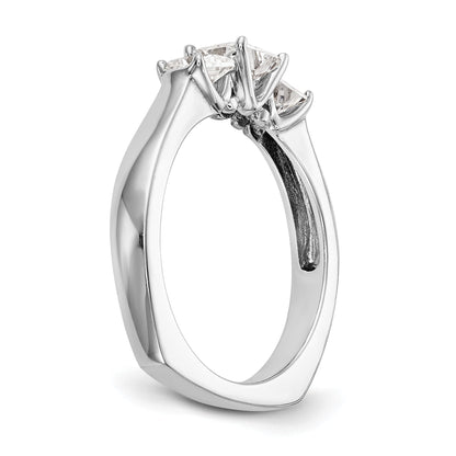 14K Weißgold Verlobungsring mit 3 simulierten Diamanten