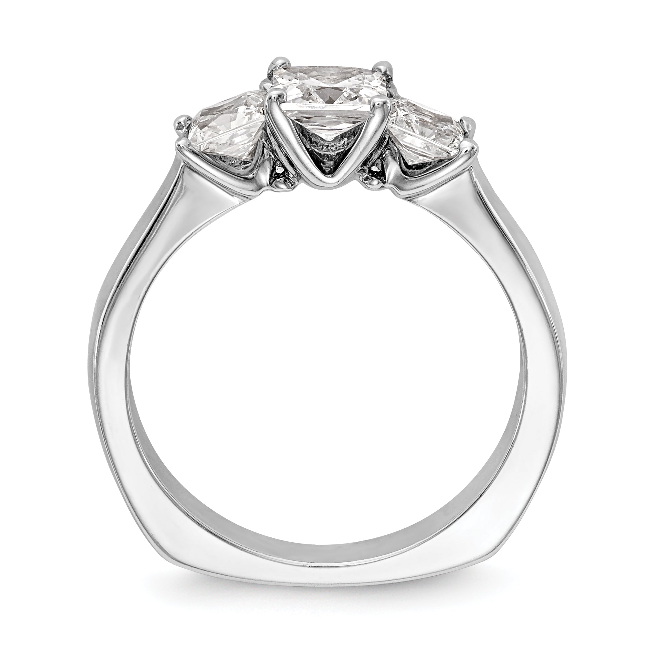 14K Weißgold Verlobungsring mit 3 simulierten Diamanten