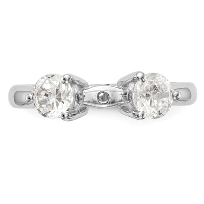14K Weißgold Verlobungsring mit Dreistein-Diamant in Krappenfassung