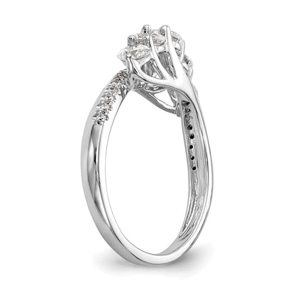 14K Weißgold Verlobungsring mit 5 simulierten Diamanten