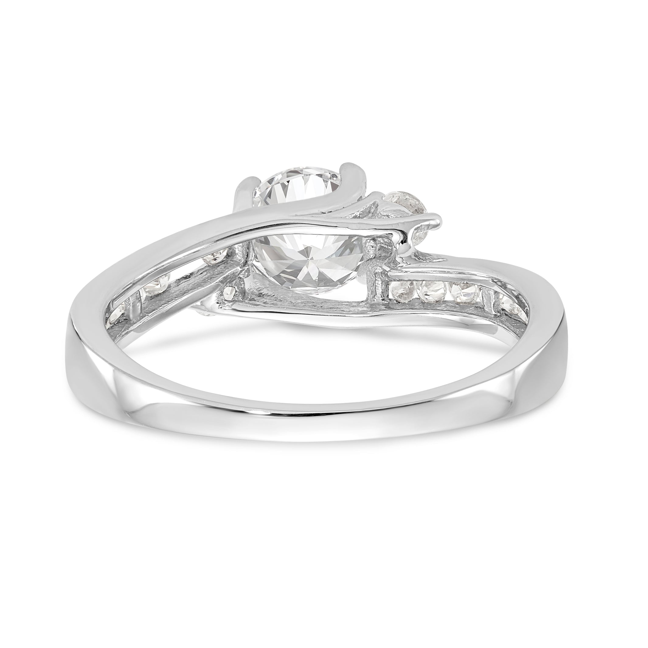 14K Weißgold Verlobungsring mit 3 simulierten Diamanten