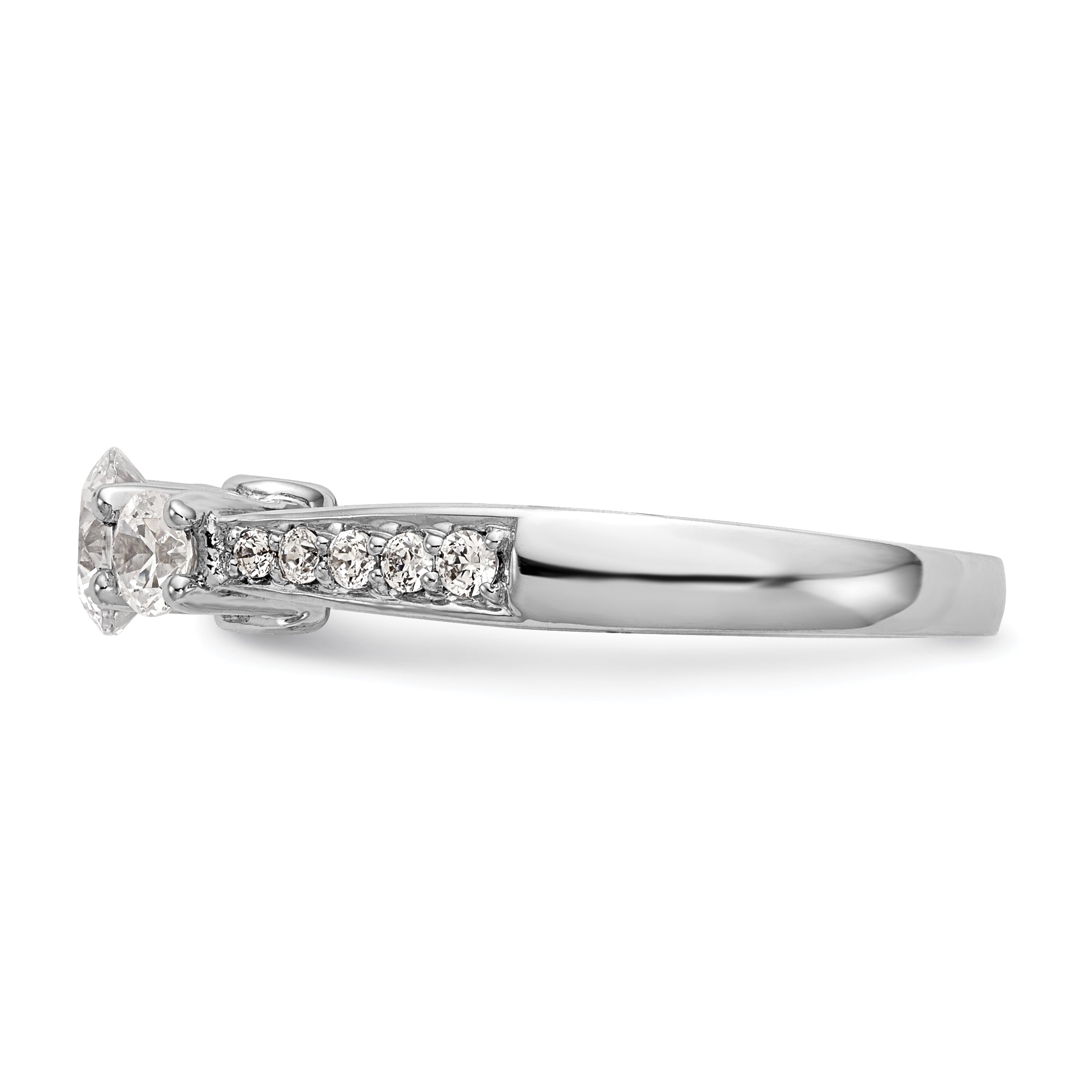 14K Weißgold Verlobungsring mit 3 simulierten Diamanten