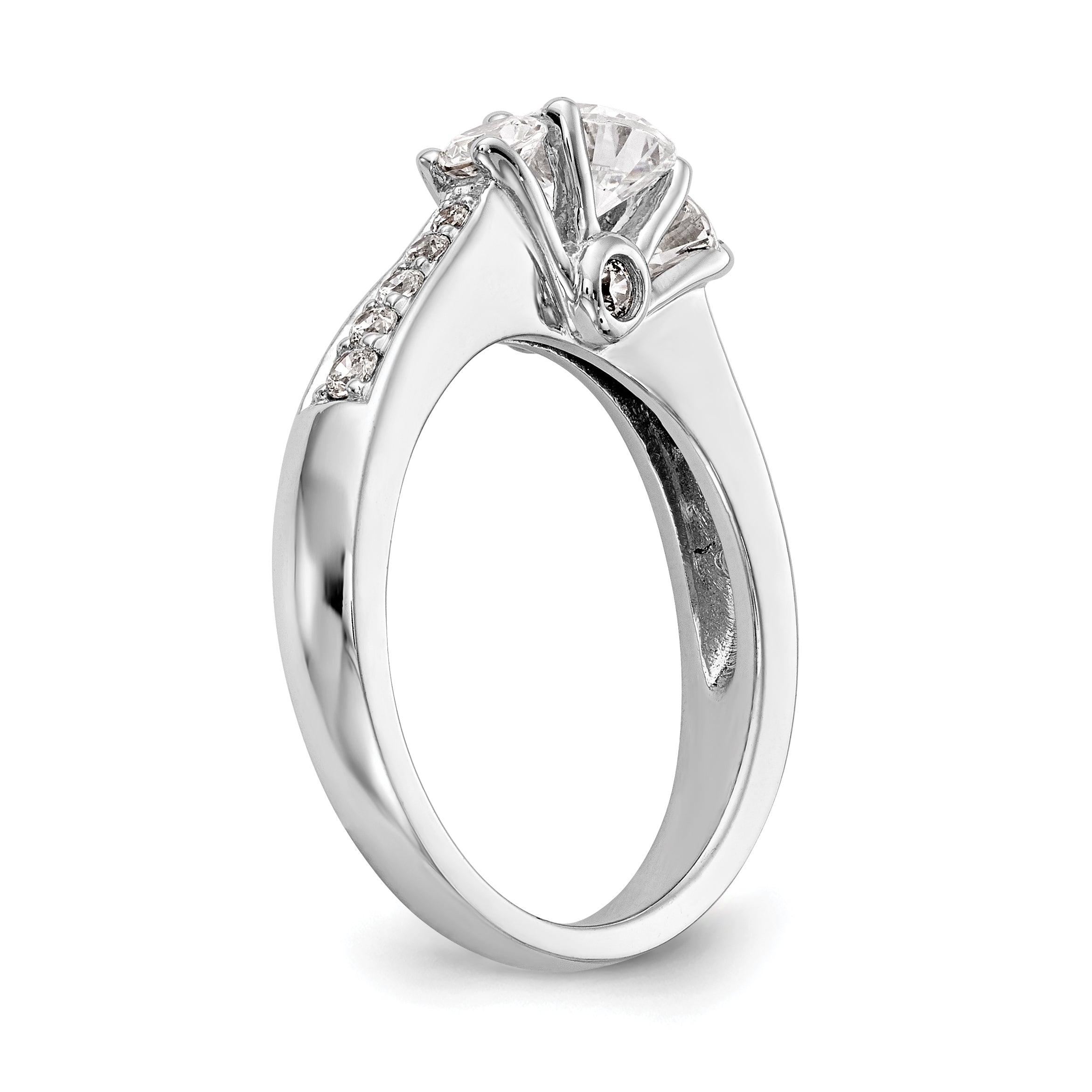 14K Weißgold Verlobungsring mit 3 simulierten Diamanten
