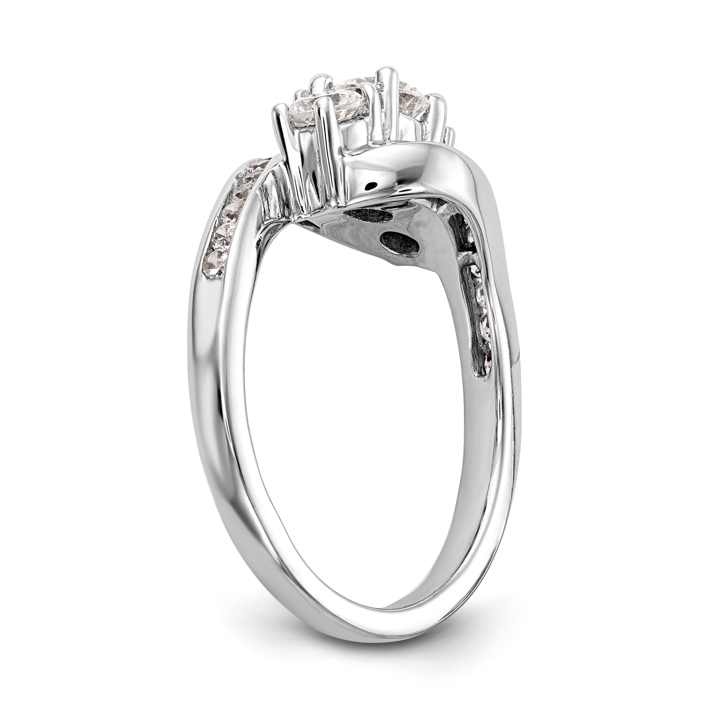 14K Weißgold Verlobungsring mit 3 simulierten Diamanten