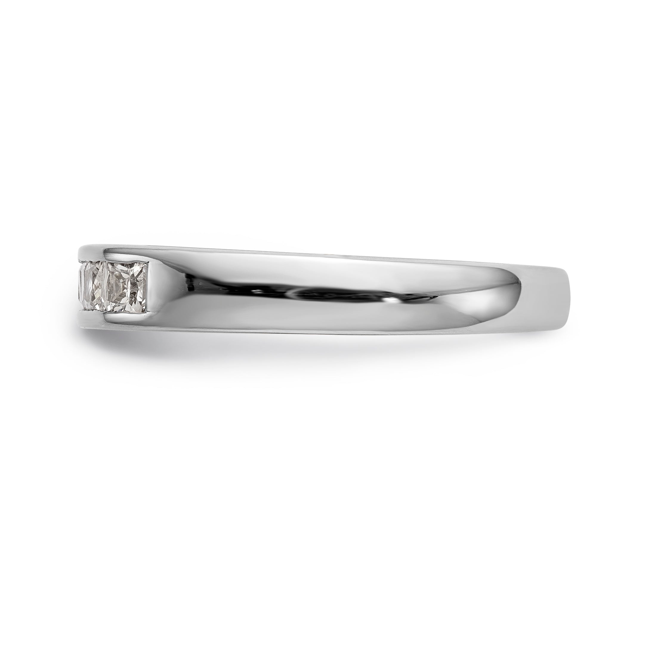 14K Weißgold Ring mit 7 Diamanten in Kanalfassung