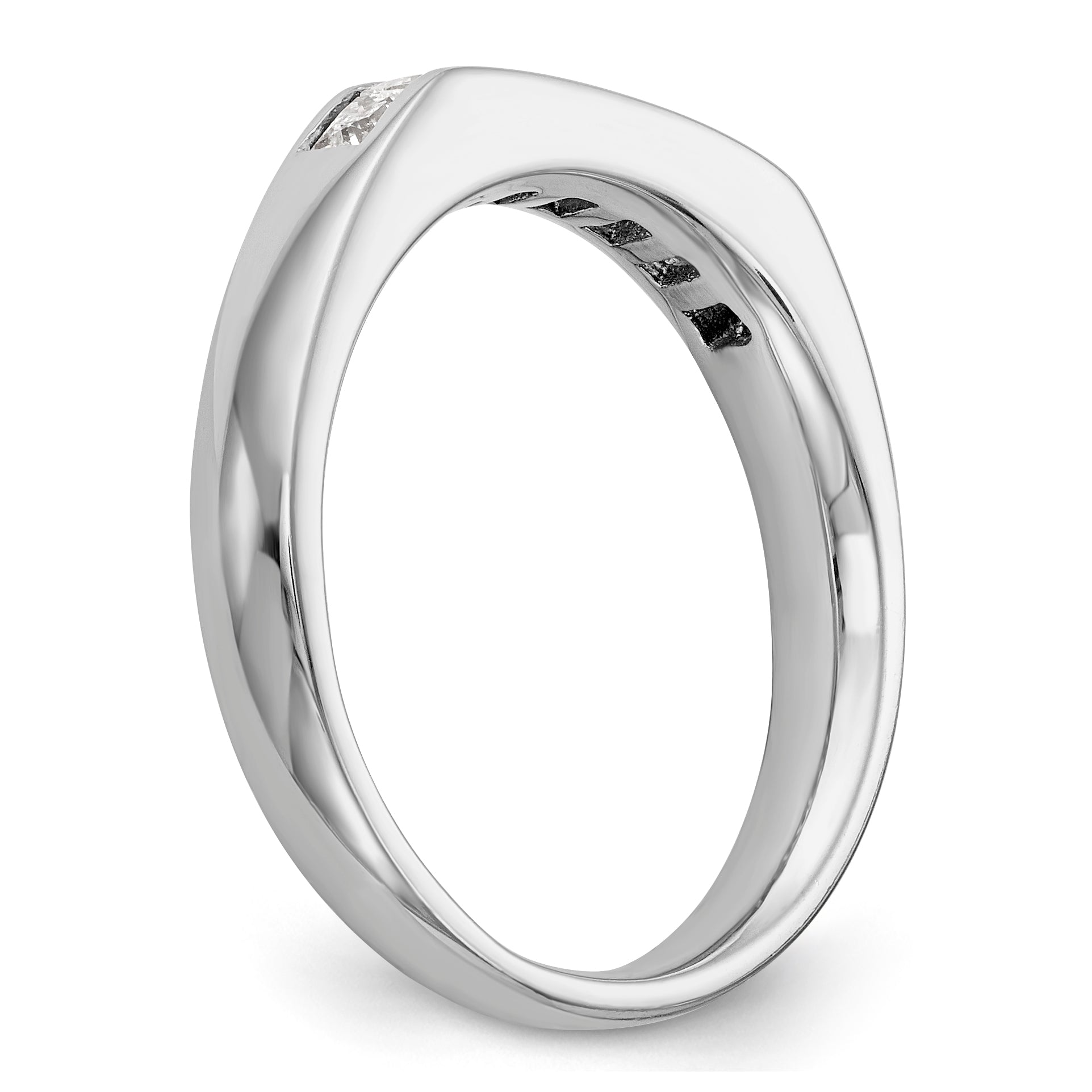 14K Weißgold Ring mit 7 Diamanten in Kanalfassung
