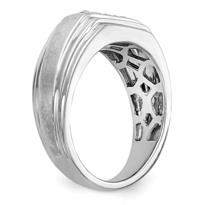 Herrenring aus 14K Weißgold mit Diamanten