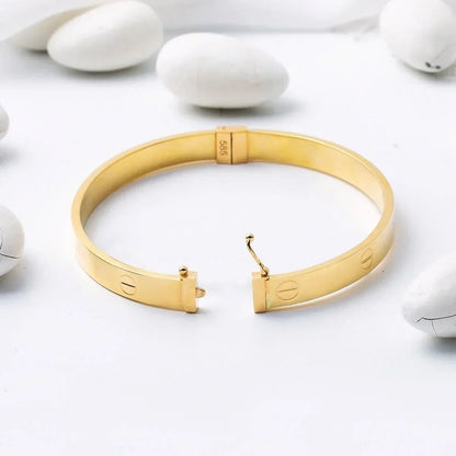6mm Designer Inspired Hohl Liebe Armreif Armband Classic Model in Massiv 14K Gelbgold