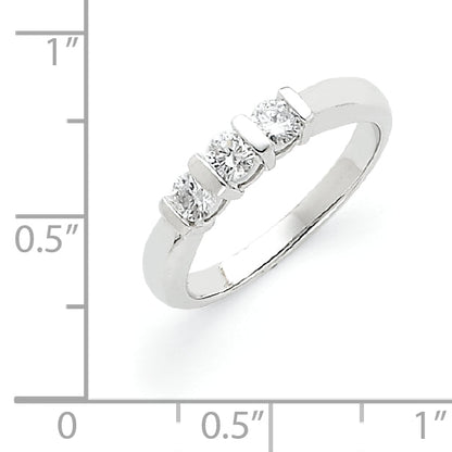 14K Weißgold Dreistein-Ring mit VS Diamanten
