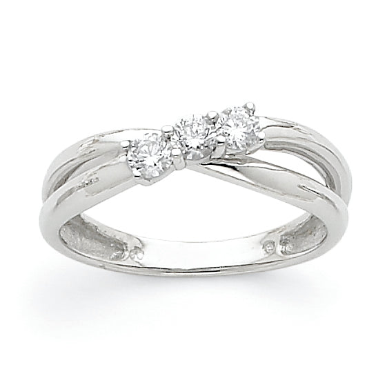 14K Weißgold Dreistein-Ring mit VS Diamant